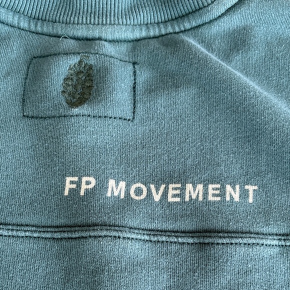 Free People Movement All Star Pullover. Size small. - Picture 8 of 10